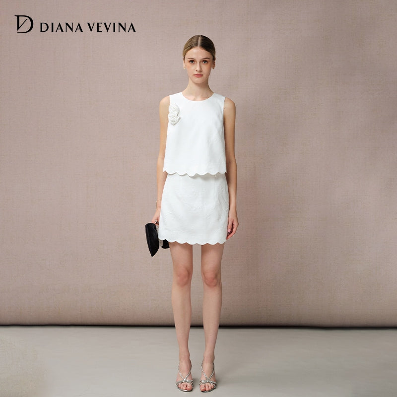 WHITE SCALLOPED EDGE SKIRT