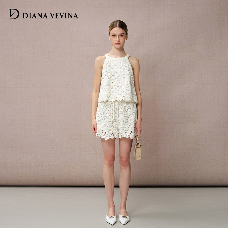 LACE EMBROIDERED EYELET SHORTS