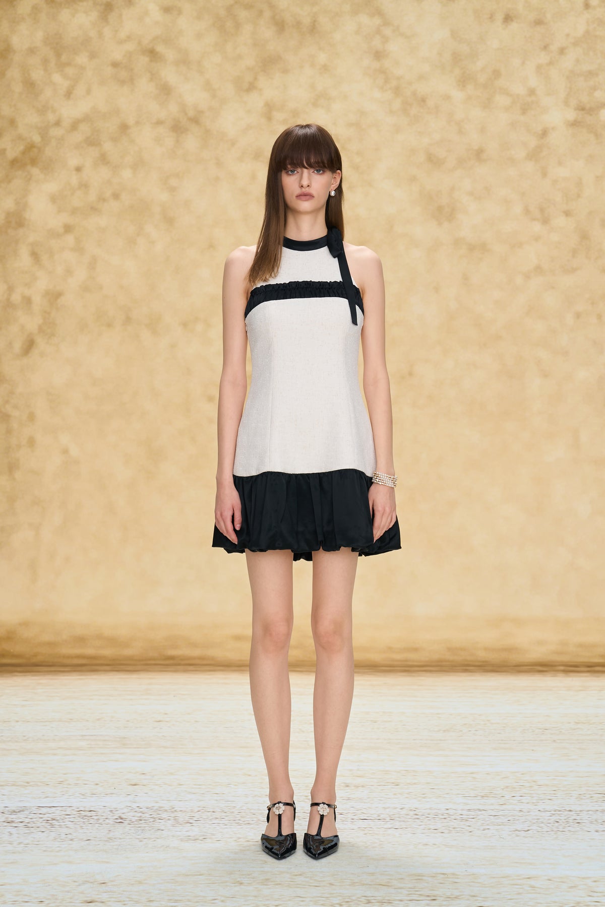 Colorblock Bubble Hem Halter Dress