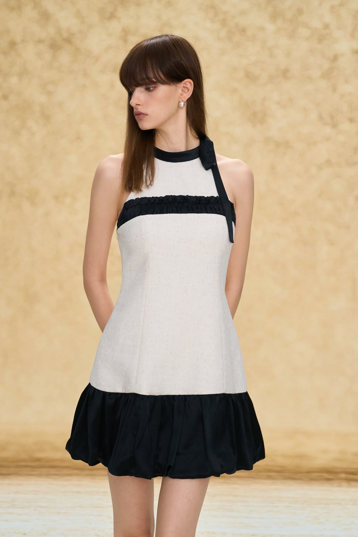 Colorblock Bubble Hem Halter Dress