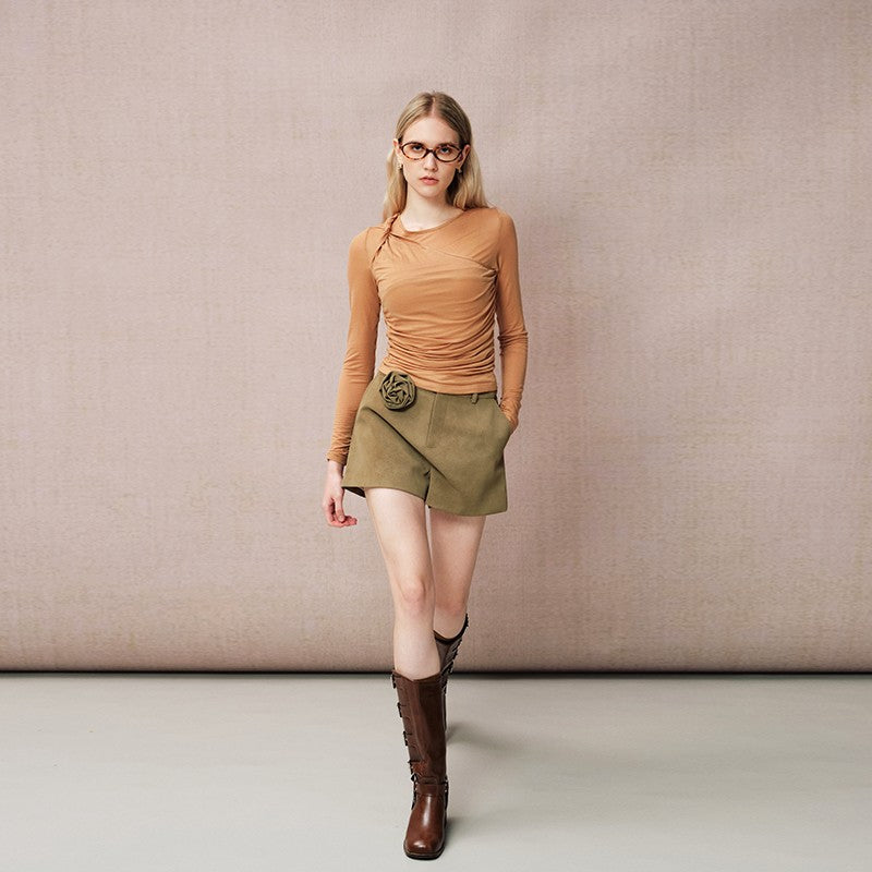 CARAMEL LONG SLEEVE ESSENTIAL TOP