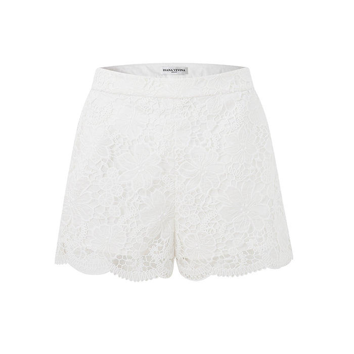LACE SHORTS