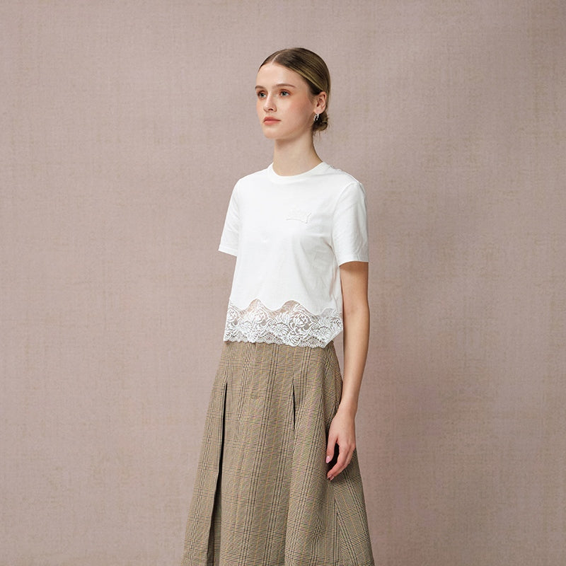 KNIT PATCHWORK LACE EMBROIDERED SHORT SLEEVE T-SHIRT