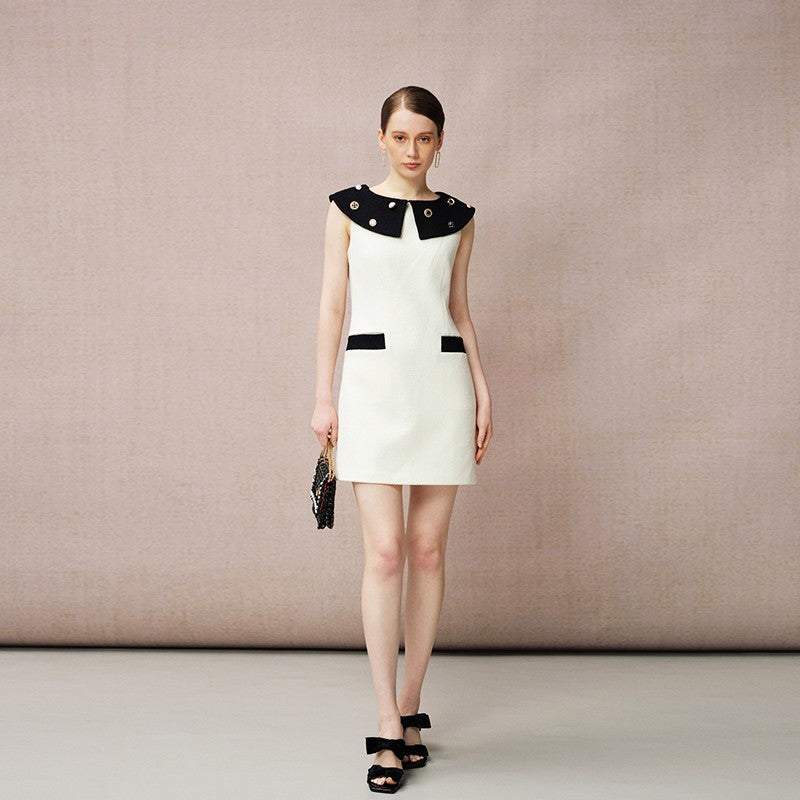 BLACK & WHITE TWEED DRESS WITH BIG COLLAR